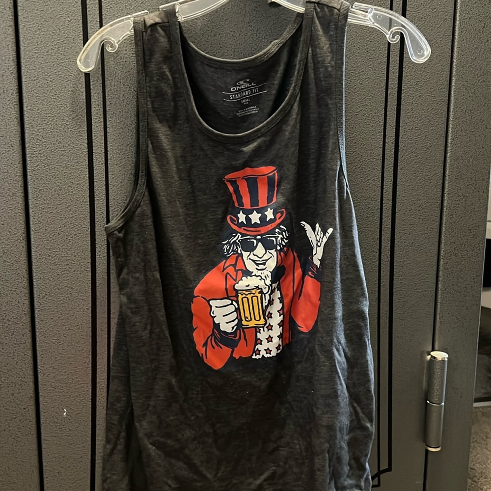 O’Neill men’s size small gray tank top with cool uncle same on it